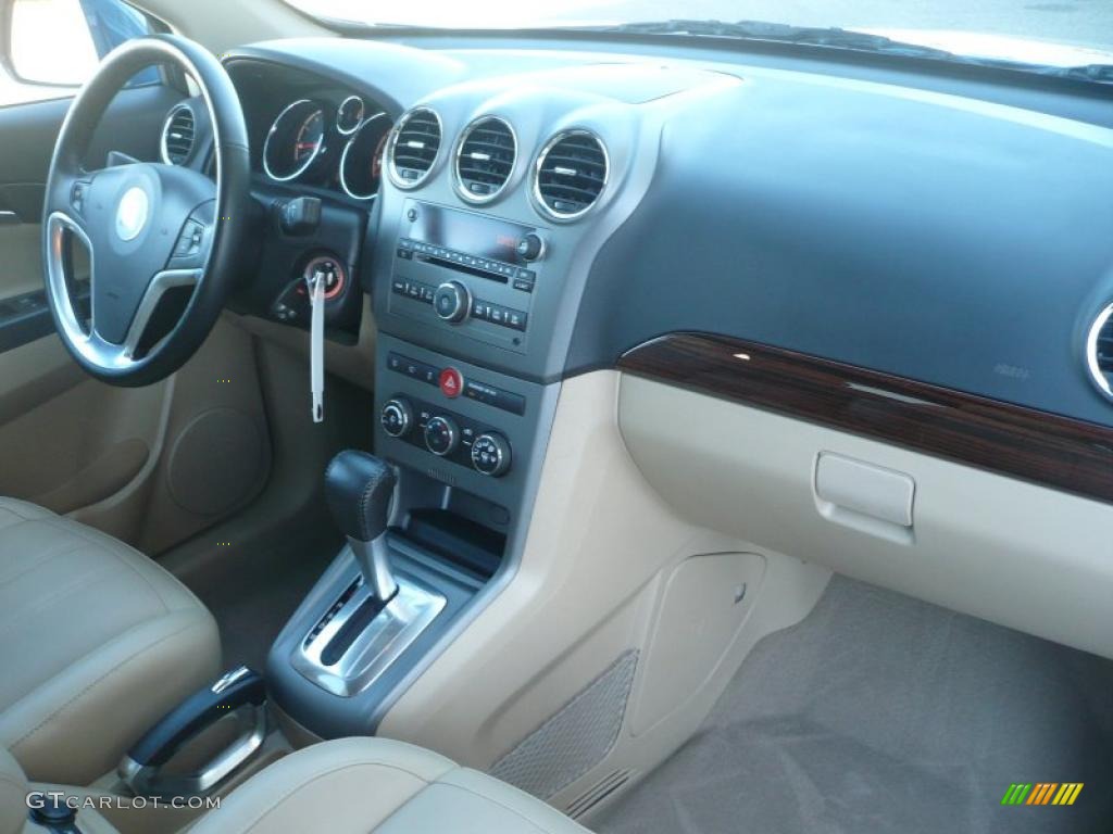2010 Saturn VUE XR V6 AWD Tan Dashboard Photo #38117747