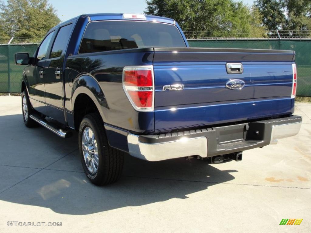 2010 F150 XLT SuperCrew - Dark Blue Pearl Metallic / Medium Stone photo #5