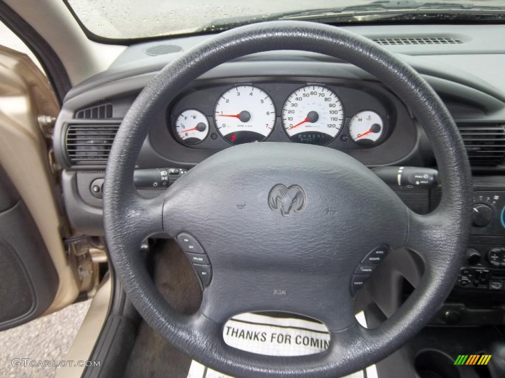 2002 Stratus SXT Sedan - Light Almond Pearl / Dark Slate Gray photo #29