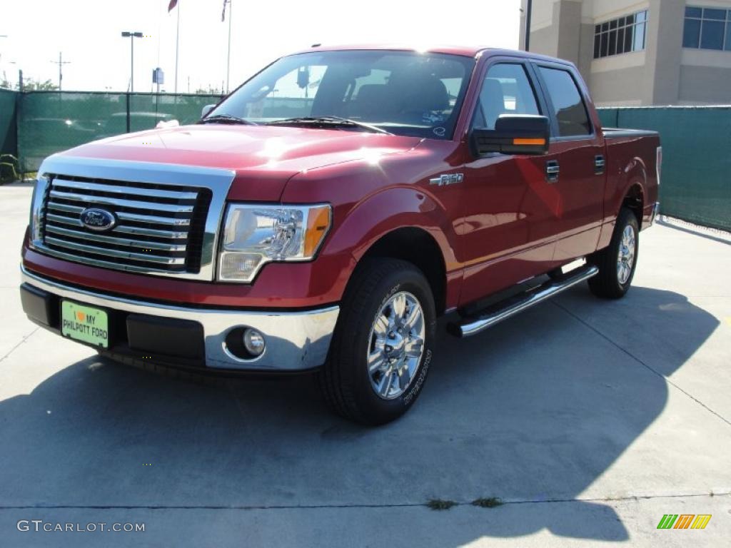 2010 F150 XLT SuperCrew - Red Candy Metallic / Medium Stone photo #7