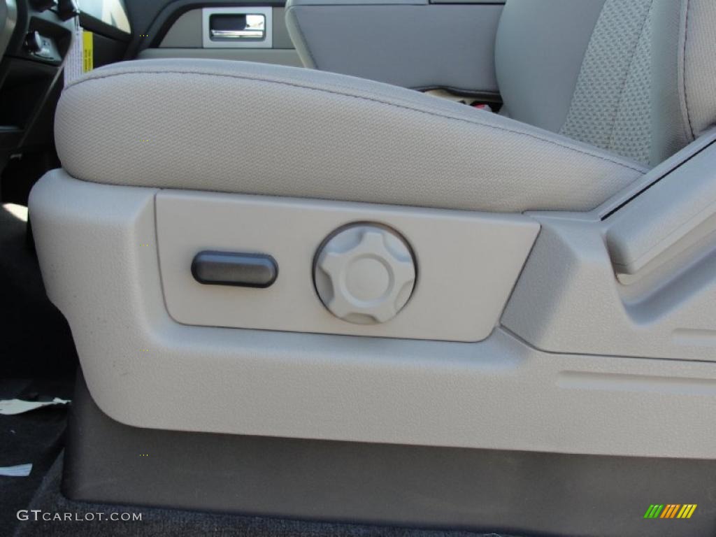 2010 F150 XLT SuperCrew - Ingot Silver Metallic / Medium Stone photo #23