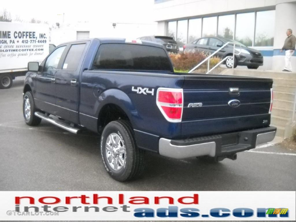 2010 F150 XLT SuperCrew 4x4 - Dark Blue Pearl Metallic / Medium Stone photo #8