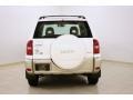 Super White - RAV4 4WD Photo No. 6