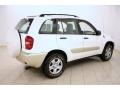 Super White - RAV4 4WD Photo No. 7