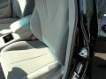Black - Camry LE Photo No. 32