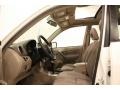 Super White - RAV4 4WD Photo No. 11