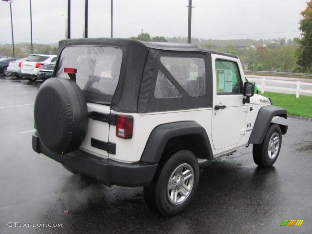 2009 Wrangler X 4x4 - Stone White / Dark Slate Gray/Medium Slate Gray photo #9