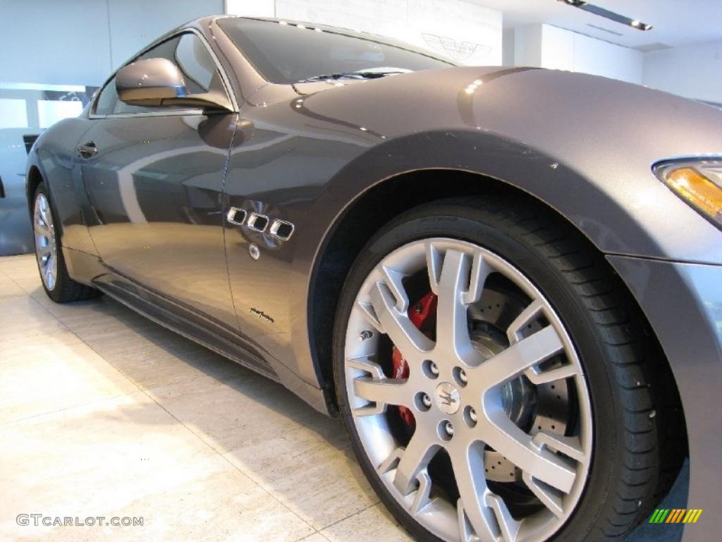 2010 Maserati GranTurismo S Wheel Photo #38126766