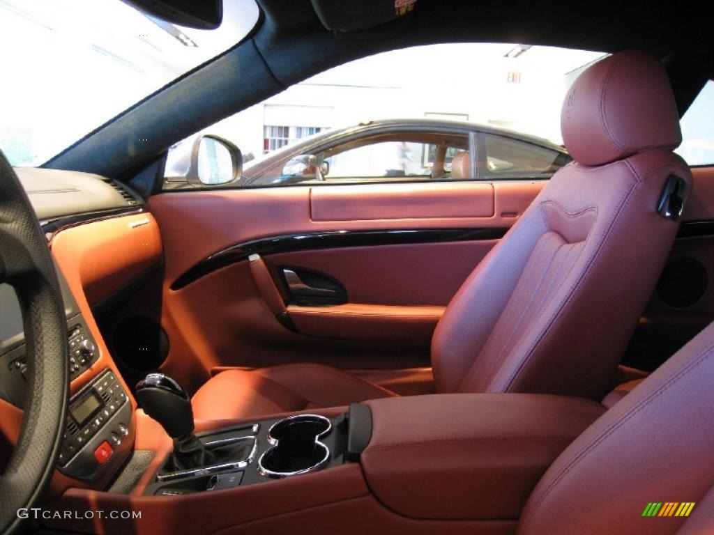 Bordeaux Interior 2010 Maserati GranTurismo S Photo #38126958