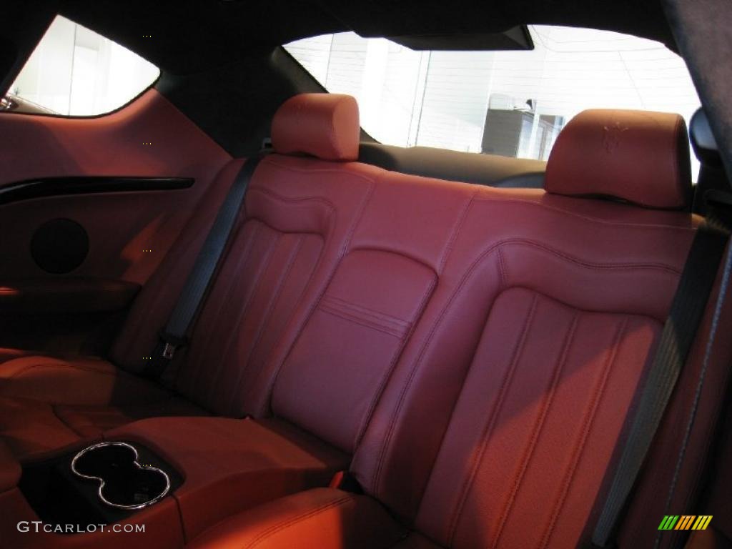 Bordeaux Interior 2010 Maserati GranTurismo S Photo #38126974