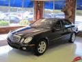 Black - E 350 Sedan Photo No. 3