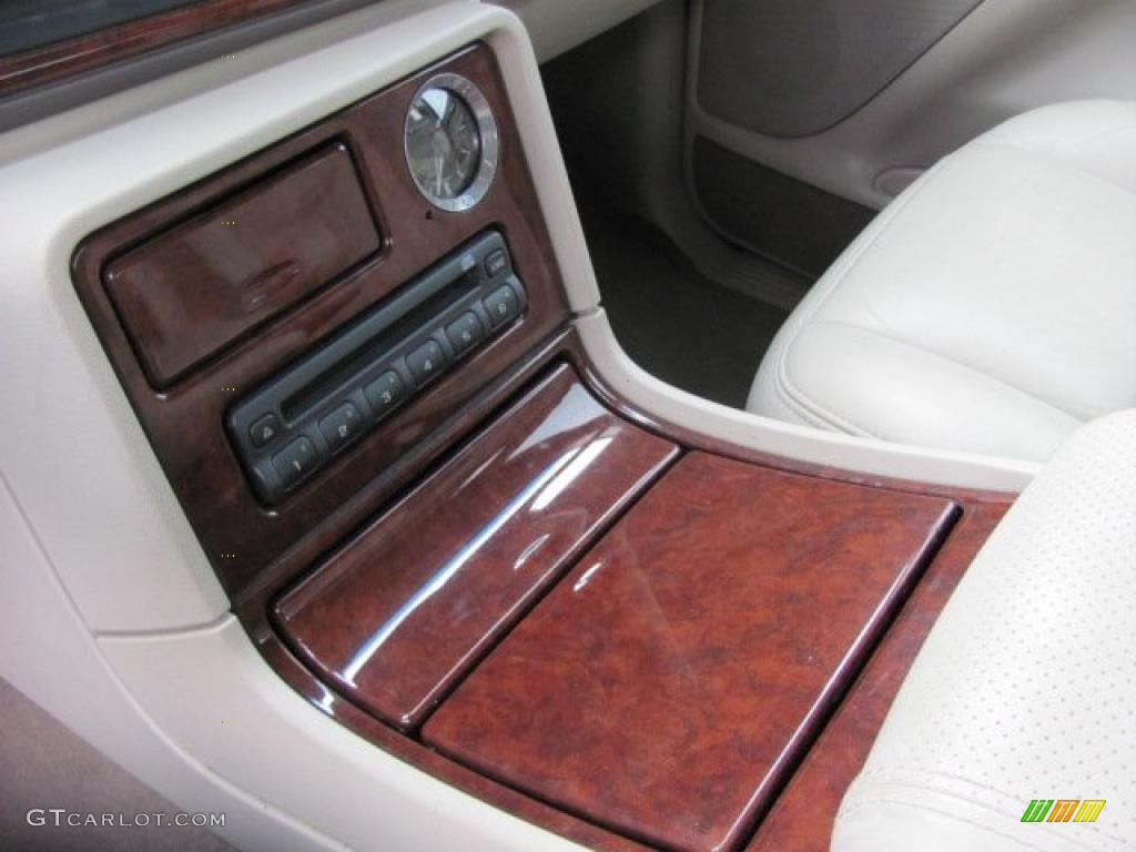 2005 Escalade EXT AWD - Rip Tide Blue / Shale photo #17