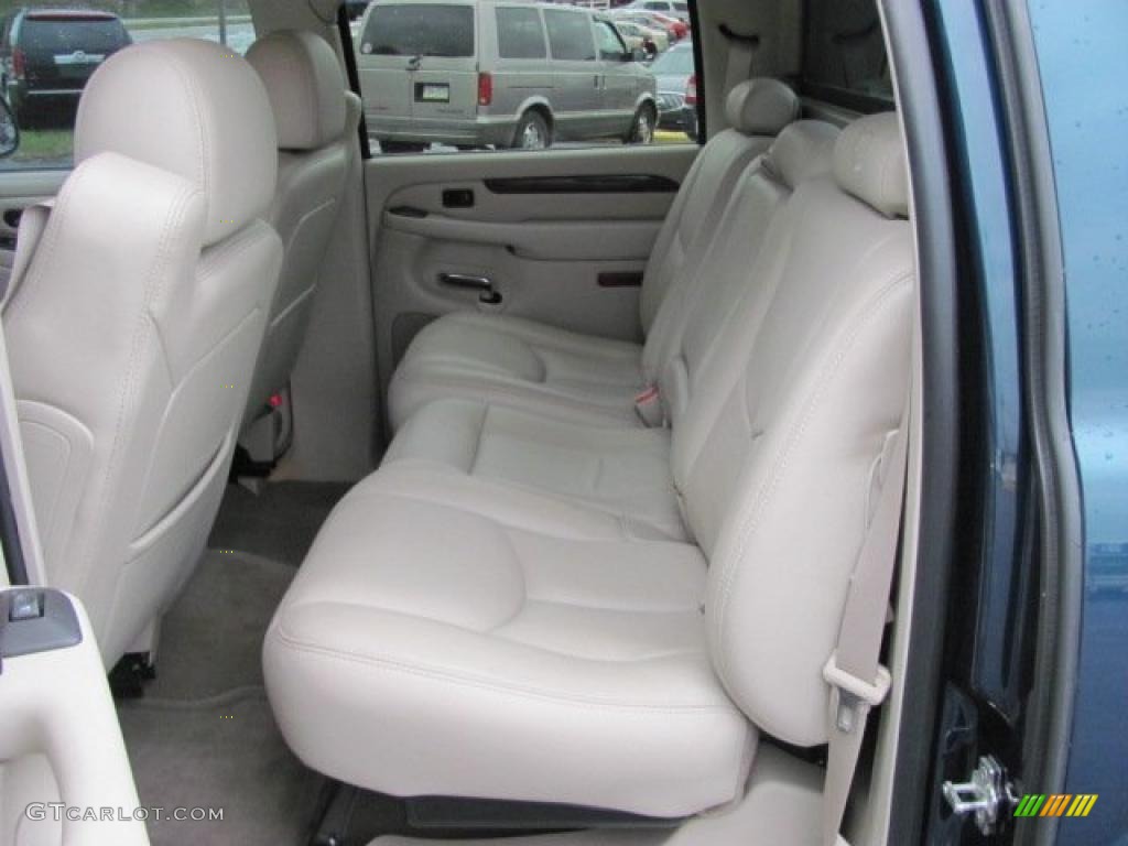 2005 Escalade EXT AWD - Rip Tide Blue / Shale photo #22