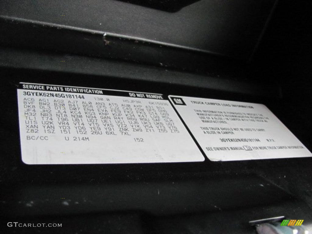 2005 Escalade EXT AWD - Rip Tide Blue / Shale photo #24