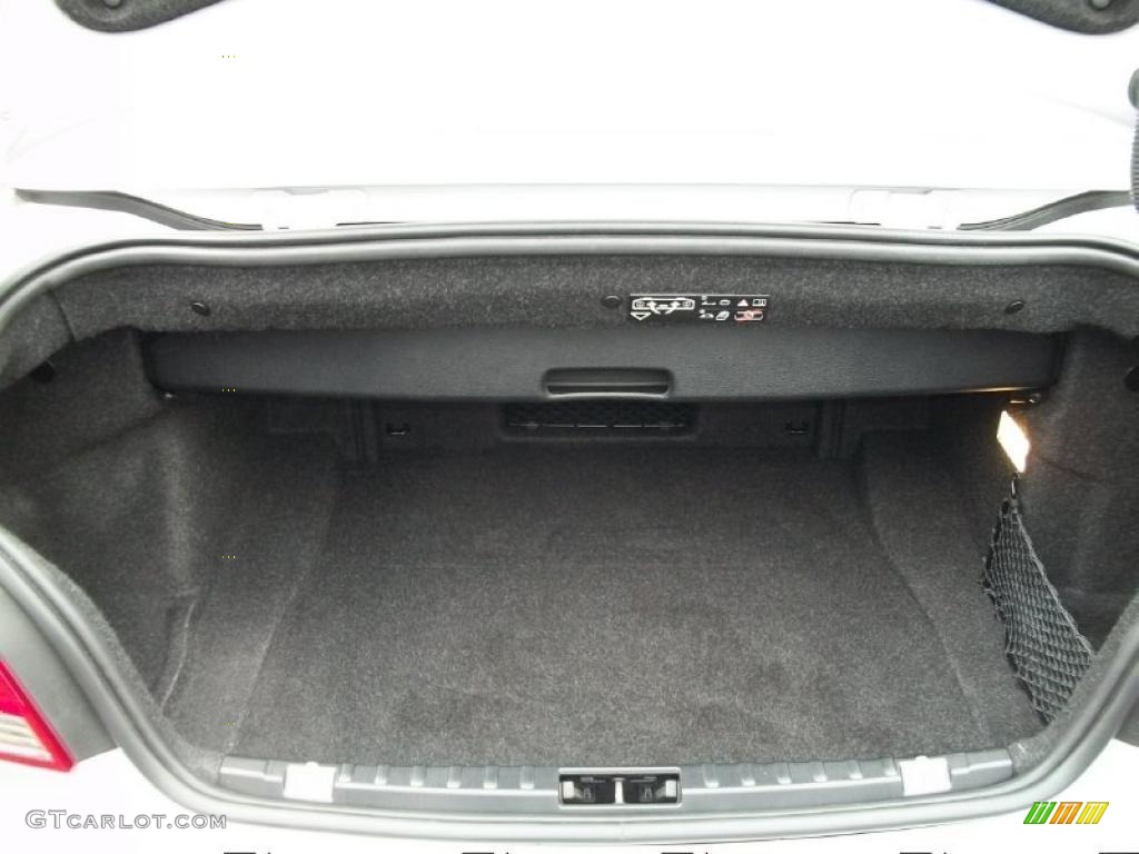 2008 BMW 1 Series 128i Convertible Trunk Photo #38132218