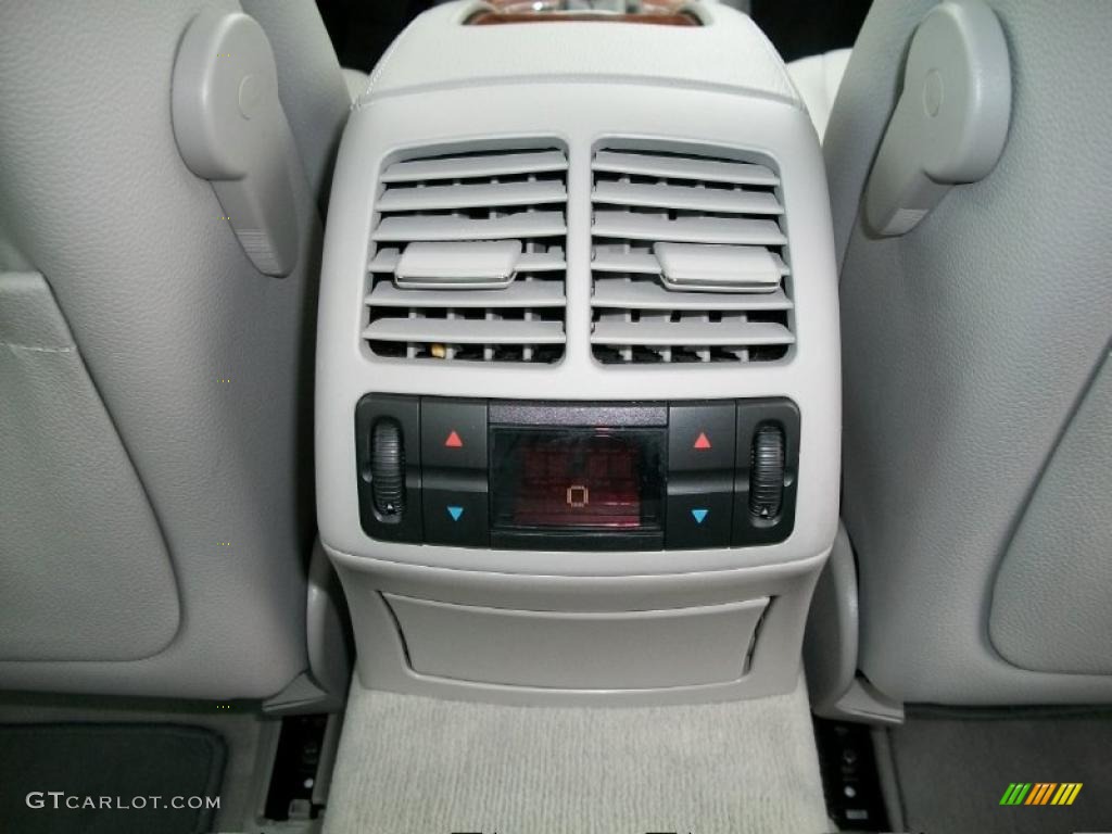 2006 Mercedes-Benz E 500 Sedan Controls Photo #38132926