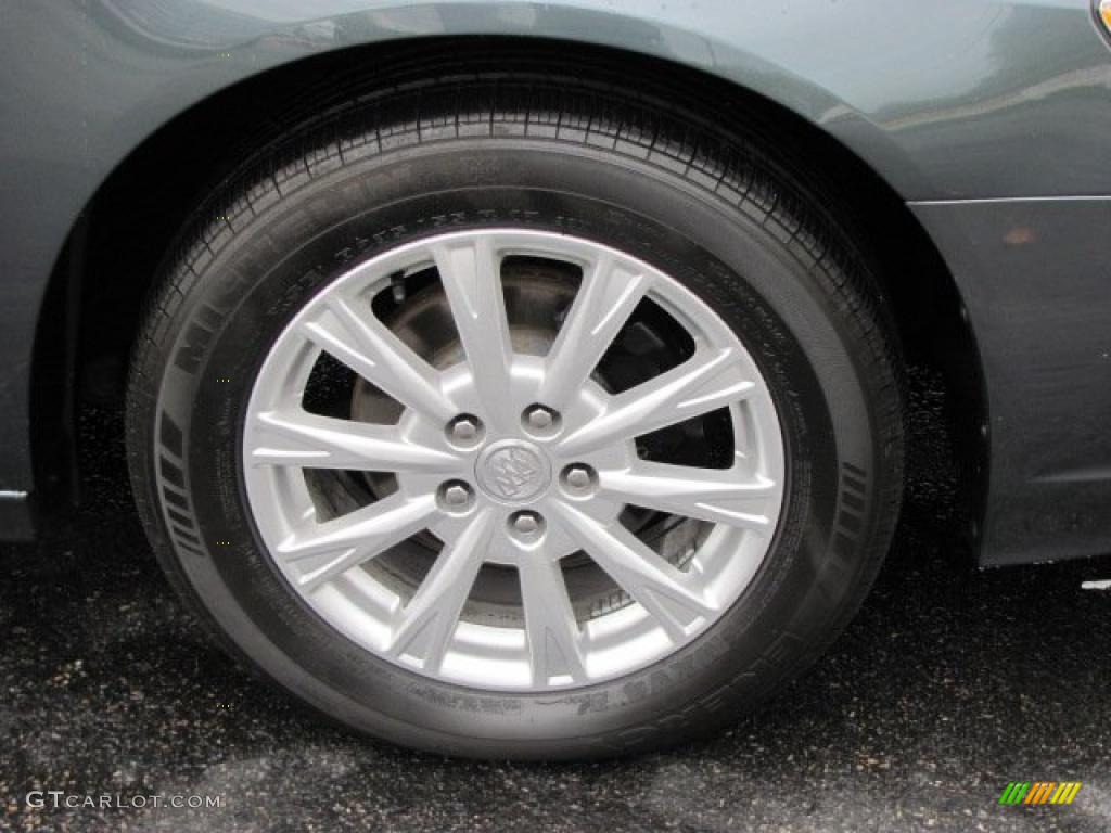 2010 Buick Lucerne CXL Wheel Photo #38134546