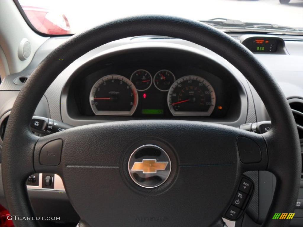 2011 Chevrolet Aveo Aveo5 LT Charcoal Steering Wheel Photo #38135394