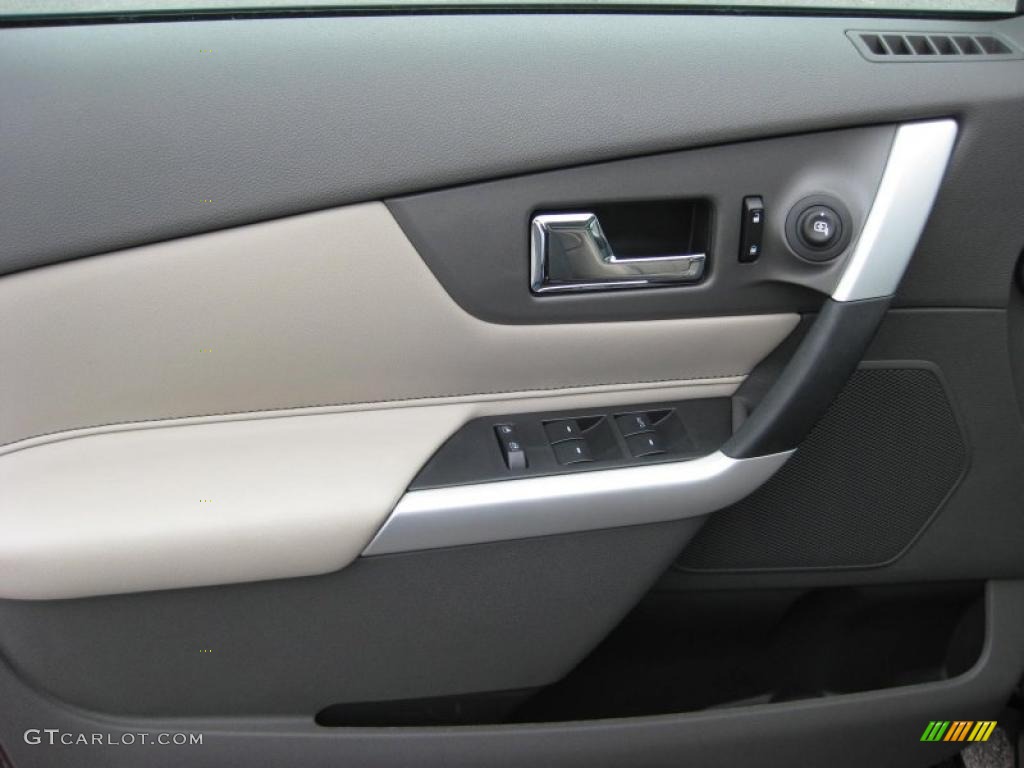 Medium Light Stone Interior 2011 Ford Edge SEL Photo #38136142