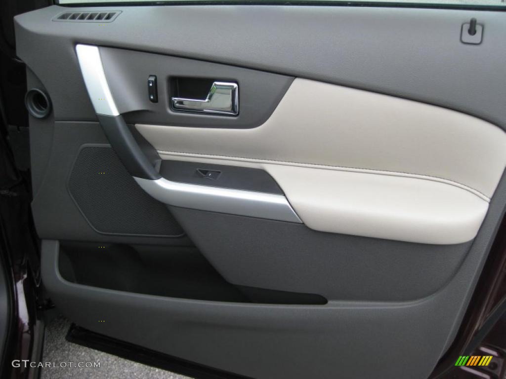 Medium Light Stone Interior 2011 Ford Edge SEL Photo #38136222
