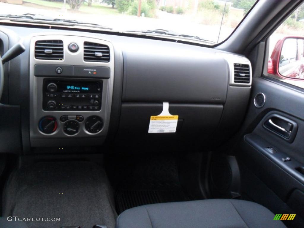 2011 Chevrolet Colorado LT Crew Cab Ebony Dashboard Photo #38136266