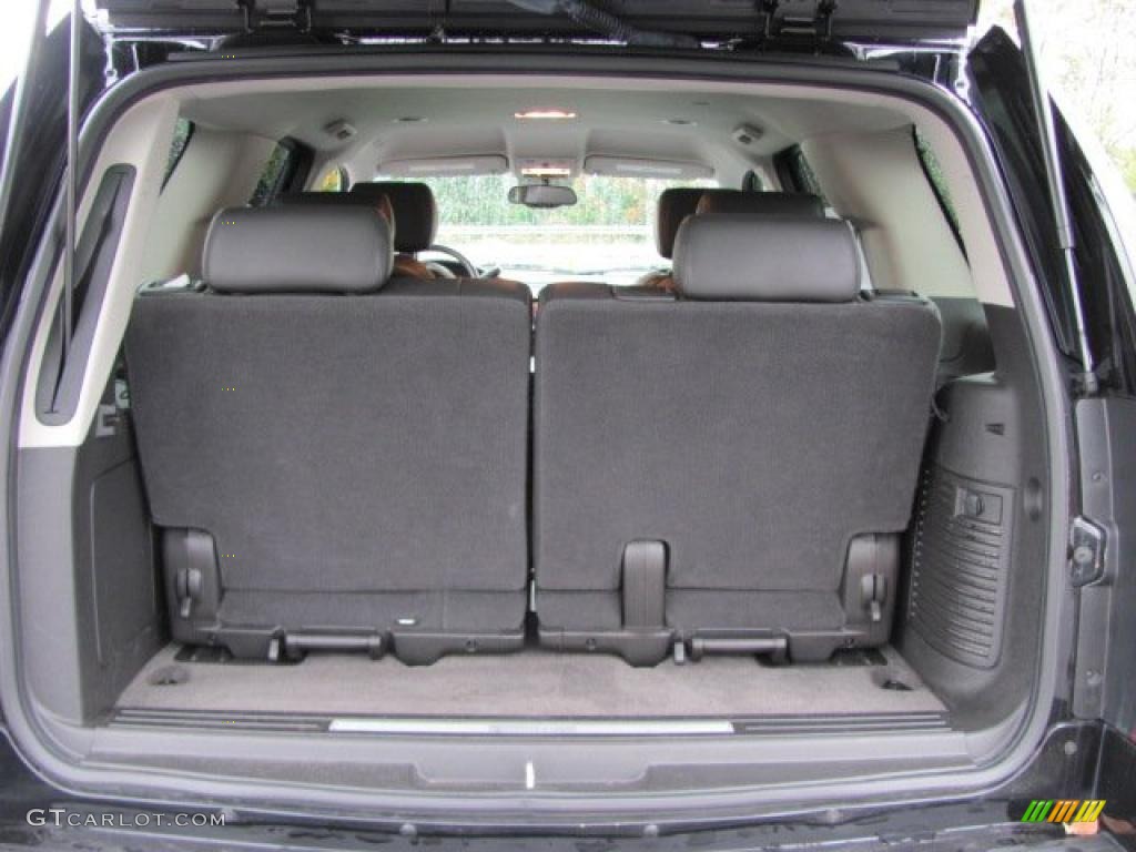 2010 Cadillac Escalade AWD Trunk Photo #38138210