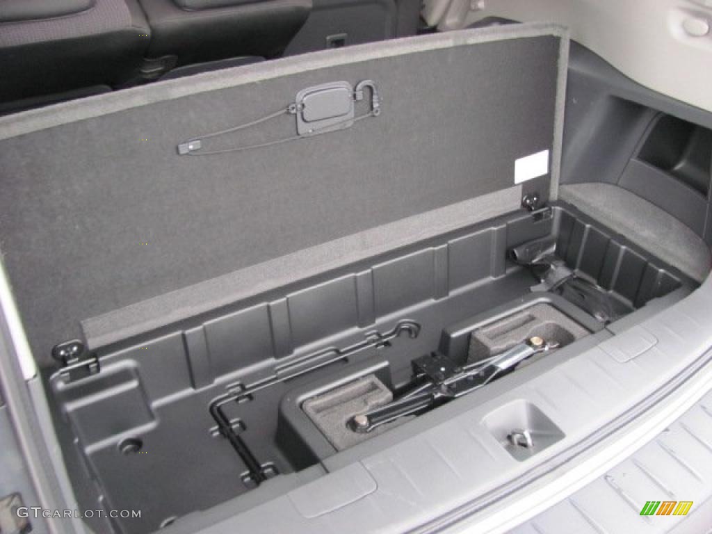 2008 Subaru Tribeca 5 Passenger Trunk Photo #38138986