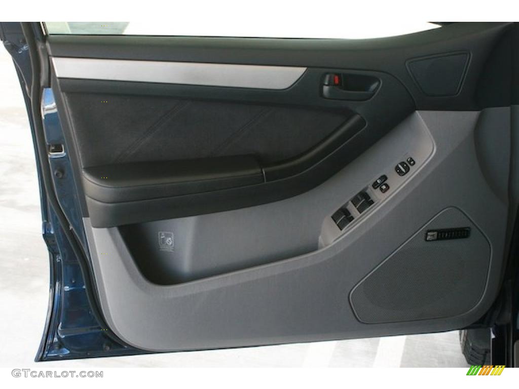 2004 4Runner Sport Edition 4x4 - Stratosphere Mica / Dark Charcoal photo #33