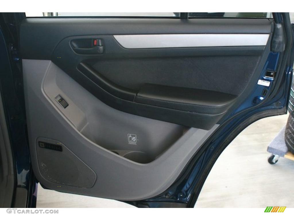 2004 4Runner Sport Edition 4x4 - Stratosphere Mica / Dark Charcoal photo #35