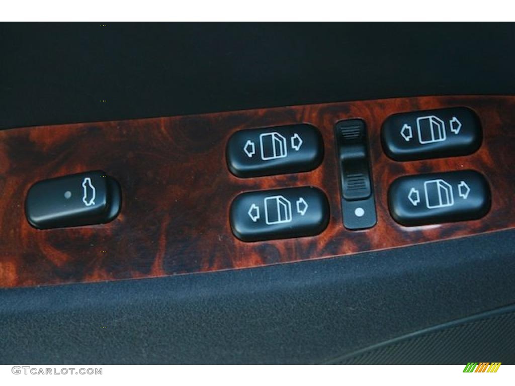 2002 Mercedes-Benz CL 600 Controls Photo #38141842