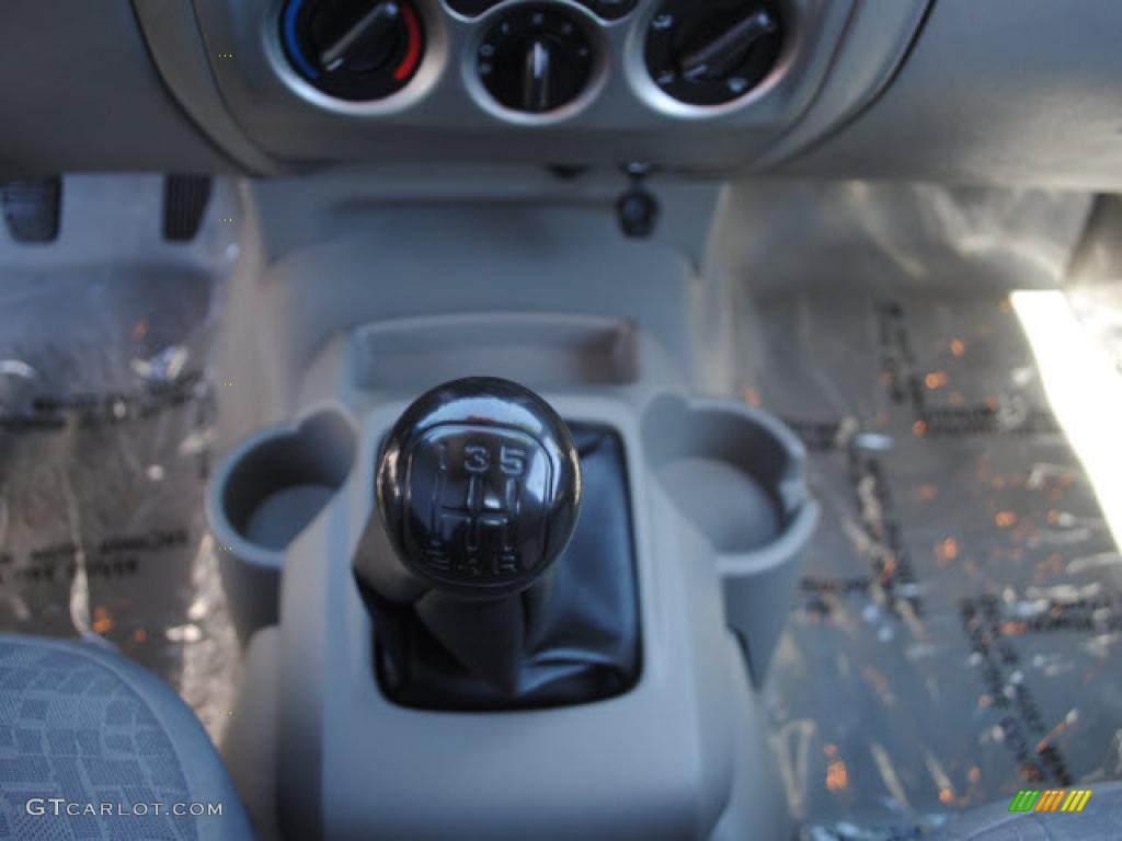 2007 GMC Canyon Regular Cab 5 Speed Manual Transmission Photo #38143594