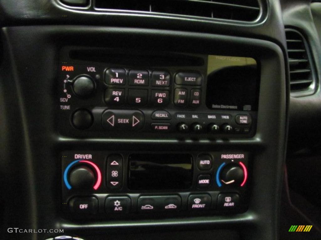 2003 Chevrolet Corvette Z06 Controls Photo #38143931