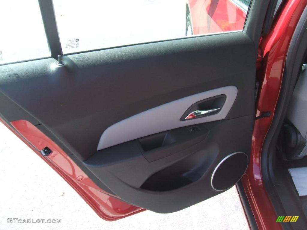 Medium Titanium Interior 2011 Chevrolet Cruze LT Photo #38145239