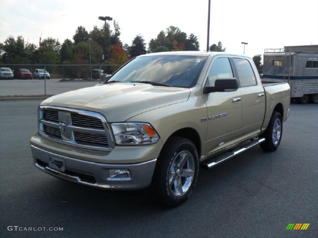 2011 Ram 1500 Big Horn Crew Cab - White Gold / Light Pebble Beige/Bark Brown photo #1