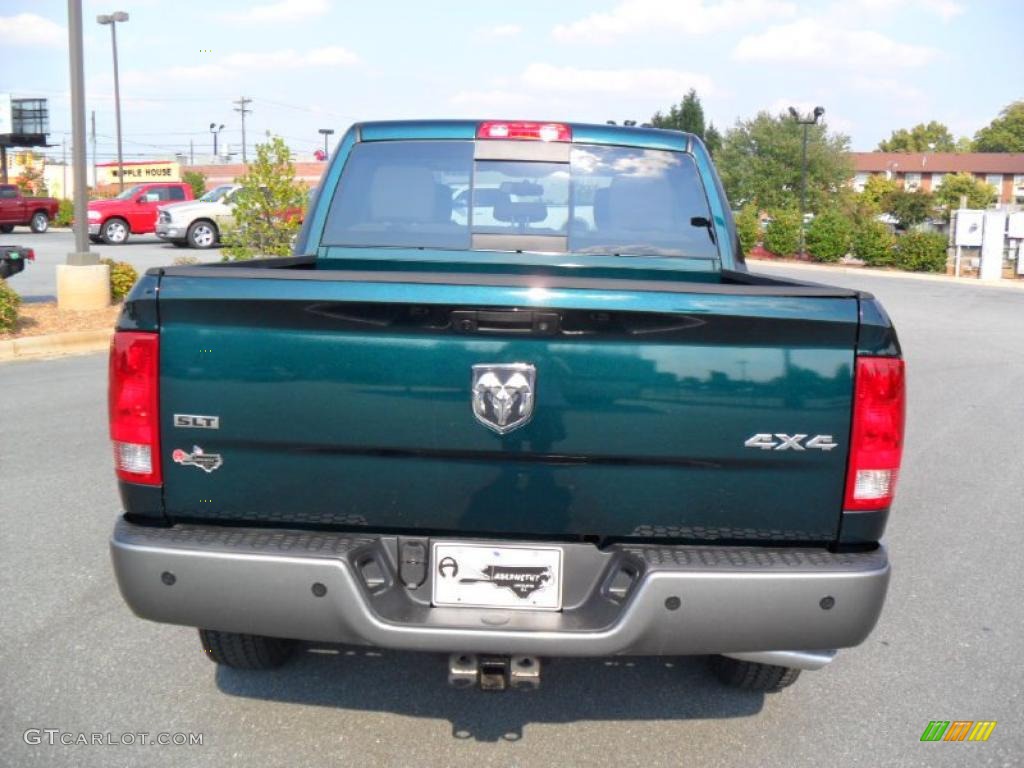 2011 Ram 1500 SLT Crew Cab 4x4 - Hunter Green Pearl / Light Pebble Beige/Bark Brown photo #3