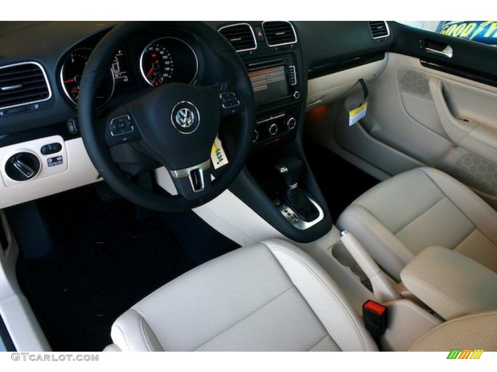 Cornsilk Beige Interior 2011 Volkswagen Jetta TDI SportWagen Photo #38148031