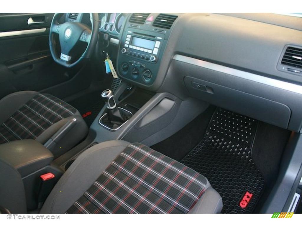 Interlagos Black Cloth Interior 2009 Volkswagen GTI 2 Door Photo #38148747