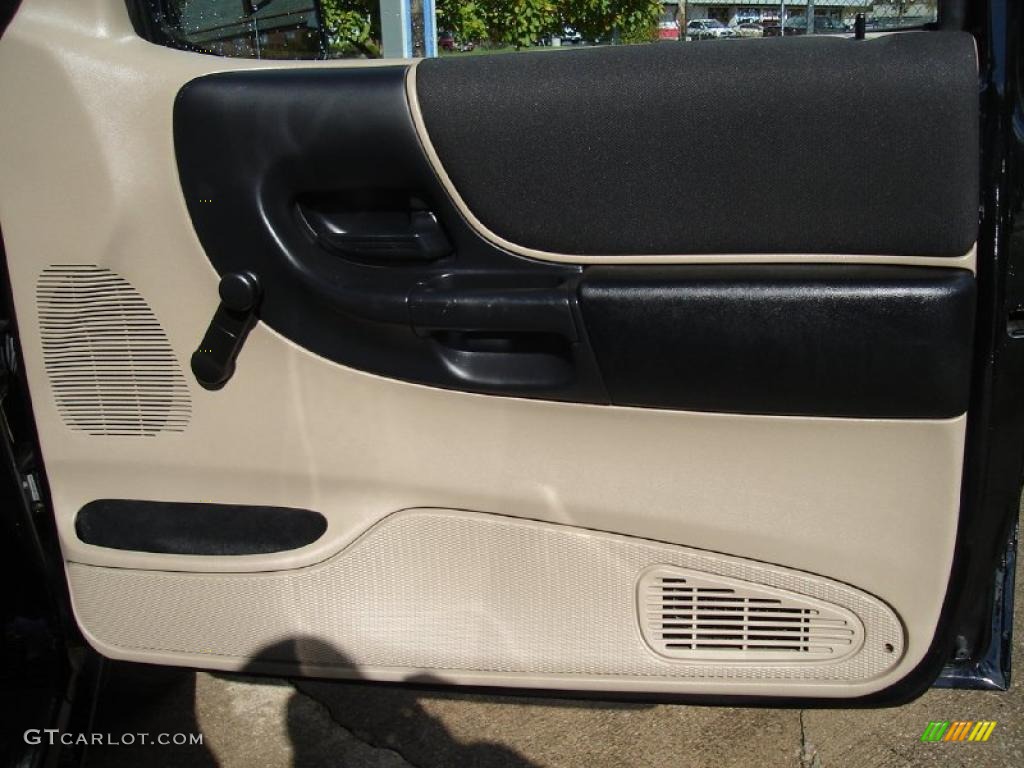 Black/Medium Pebble Interior 2004 Ford Ranger XLT SuperCab Photo #38150108