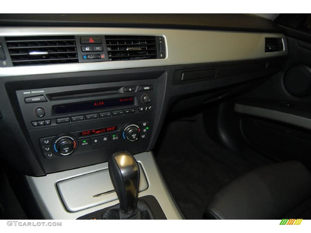 2008 BMW 3 Series 328i Coupe Controls Photo #38150552