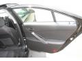 Black - G6 V6 Sedan Photo No. 15