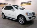 Arctic White - ML 350 4Matic Photo No. 3