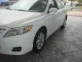 Super White - Camry LE Photo No. 4