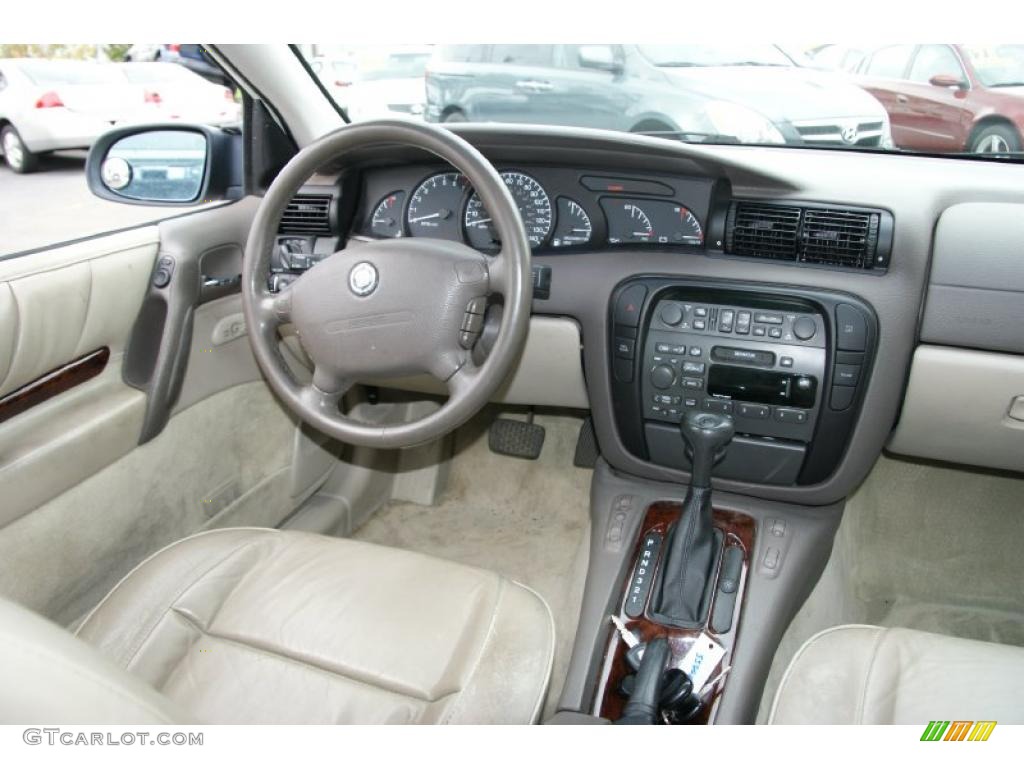 1998 Cadillac Catera Standard Catera Model Shale Beige Dashboard Photo #38153748