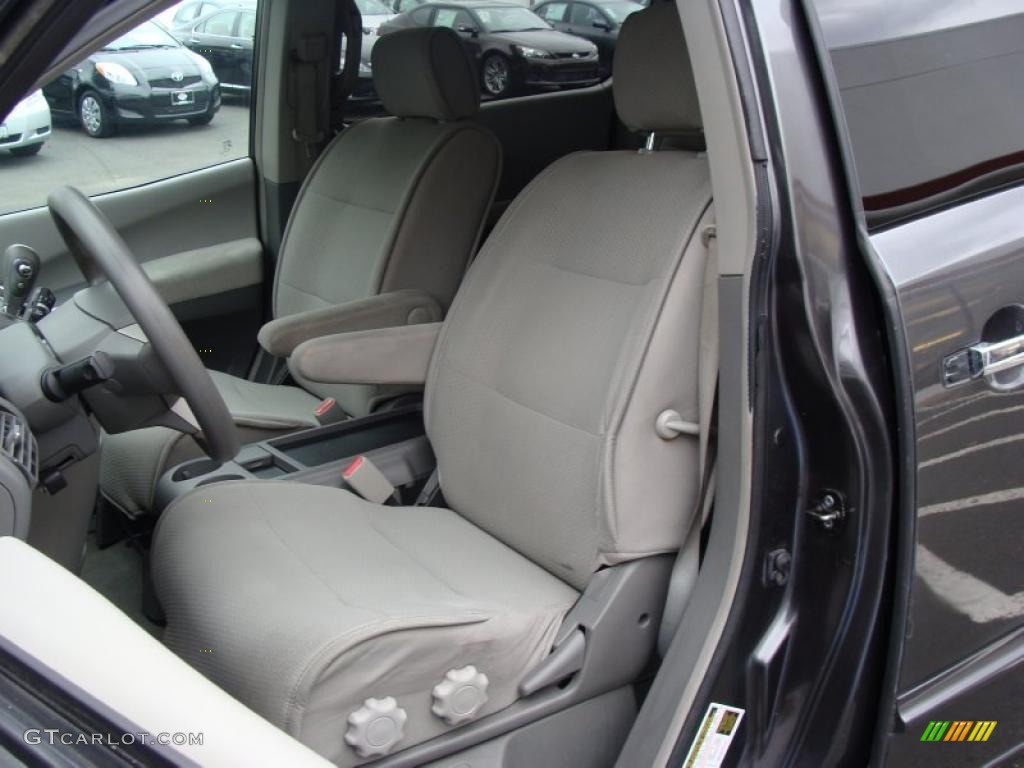 Gray Interior 2007 Nissan Quest 3.5 Photo #38154356