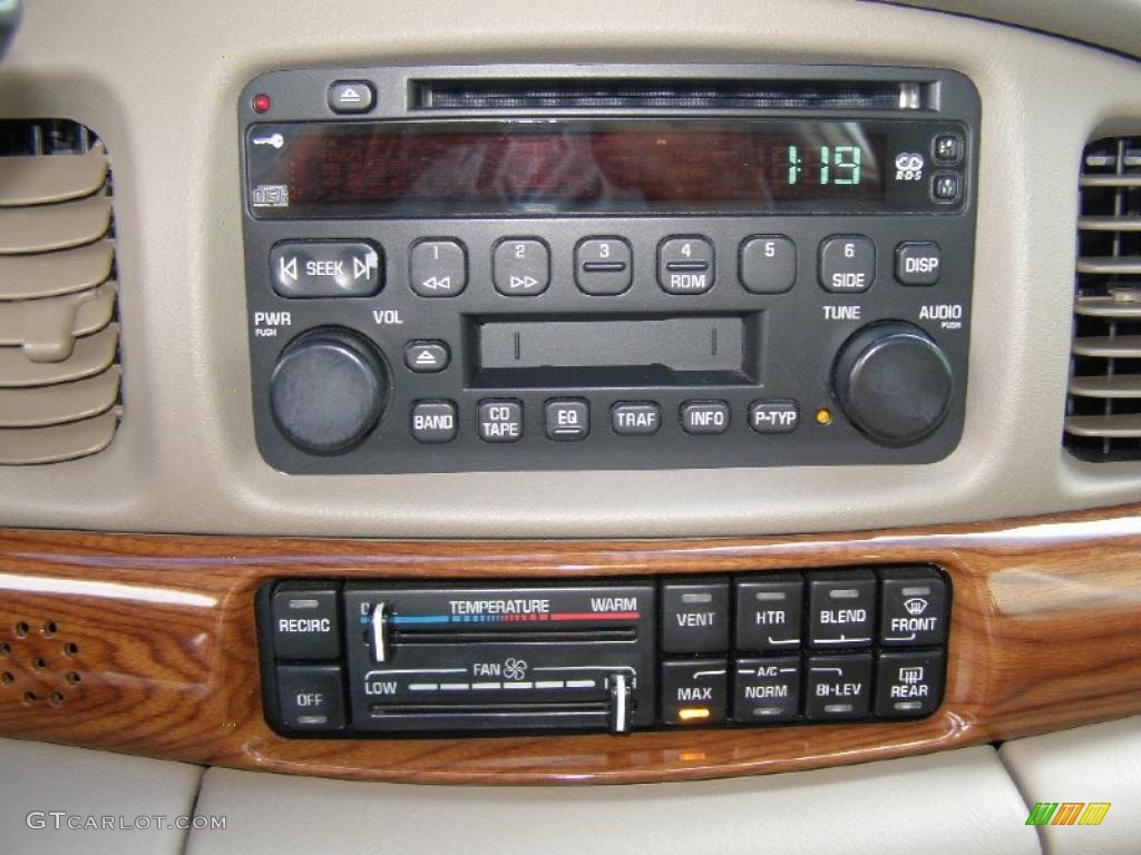 2003 Buick LeSabre Custom Controls Photo #38156901