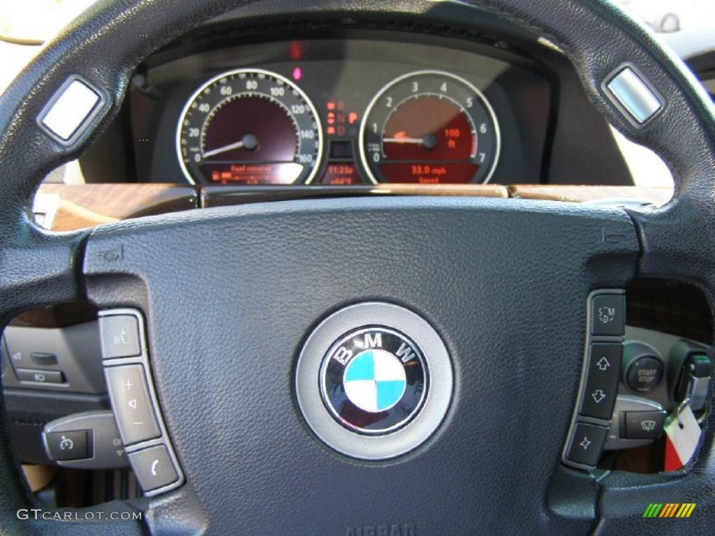 2004 BMW 7 Series 745i Sedan Black/Natural Brown Steering Wheel Photo #38157313