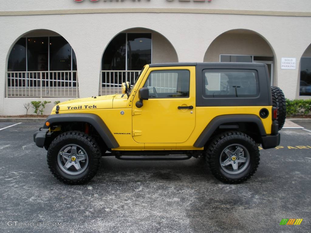 Detonator Yellow Jeep Wrangler