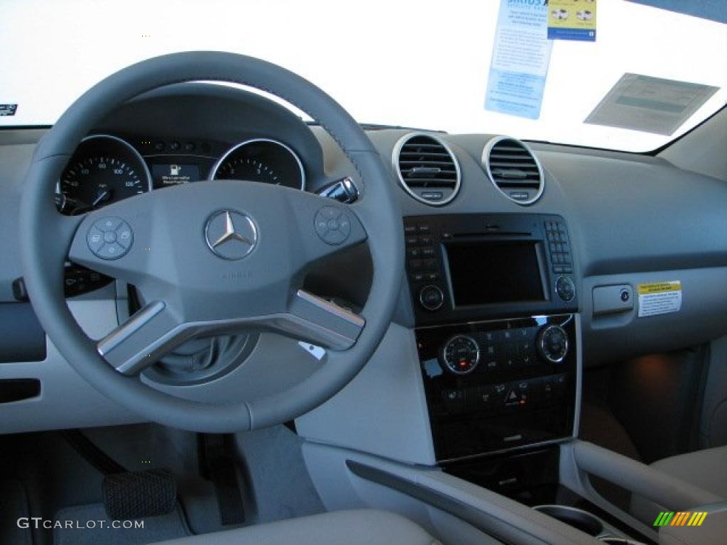 2011 Mercedes-Benz ML 350 BlueTEC 4Matic Ash Dashboard Photo #38157825