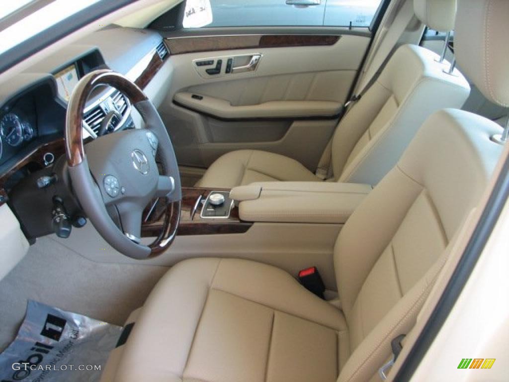 Almond/Mocha Interior 2011 Mercedes-Benz E 350 BlueTEC Sedan Photo #38157893