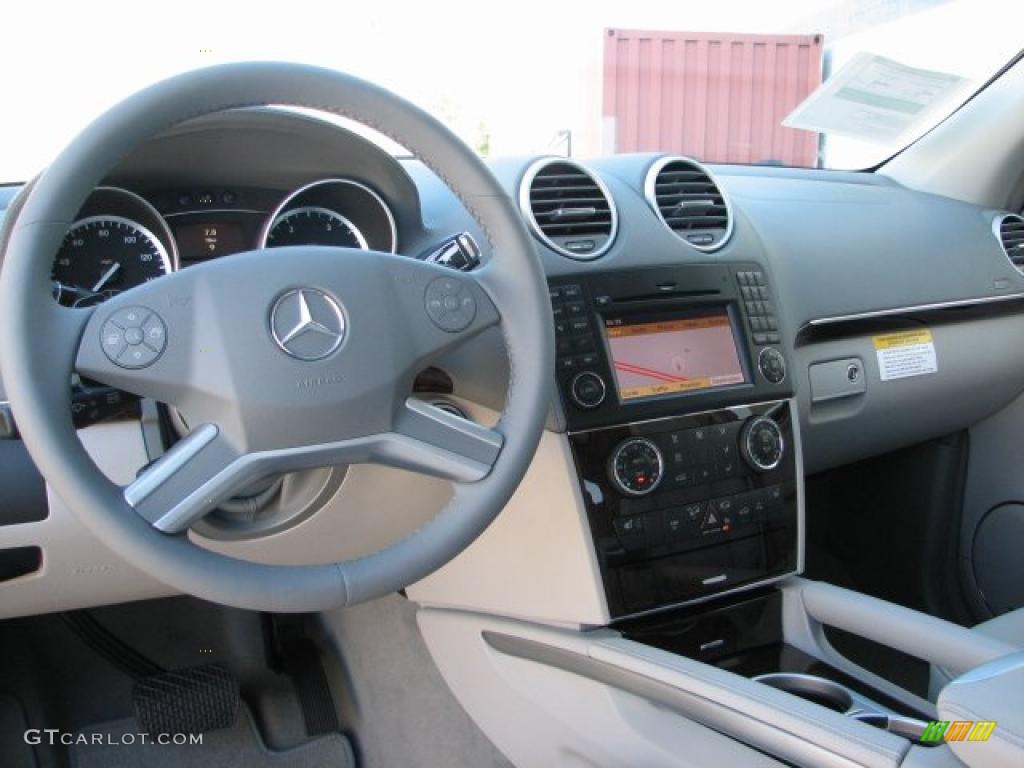 2011 Mercedes-Benz GL 350 Blutec 4Matic Ash Dashboard Photo #38158029